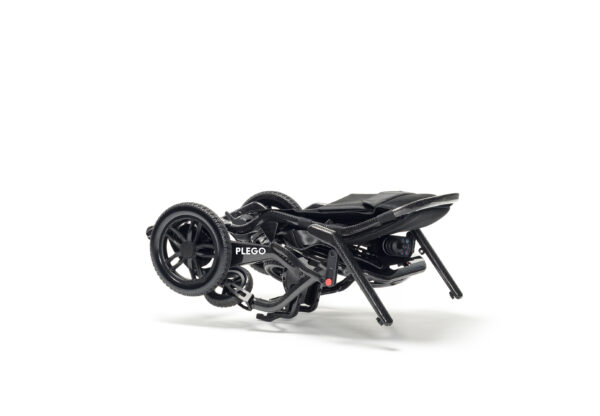 Plego Carbon - Folded flat Plego Carbon - Folded flat